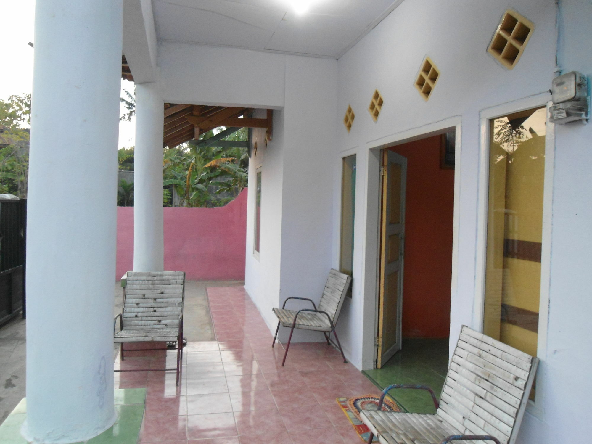 Bed and Breakfast Osingvacation Tamansuruh Zewnętrze zdjęcie