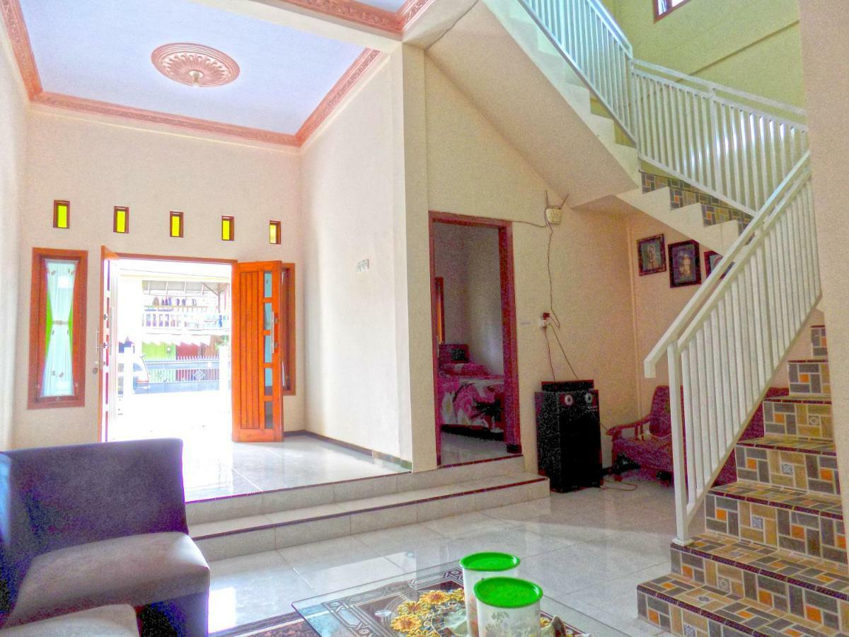 Bed and Breakfast Osingvacation Tamansuruh Zewnętrze zdjęcie