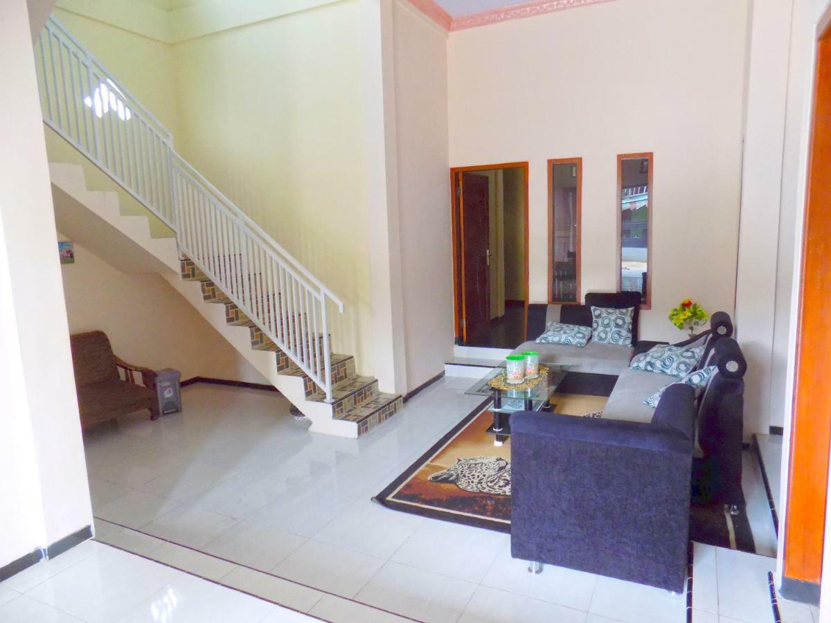 Bed and Breakfast Osingvacation Tamansuruh Zewnętrze zdjęcie